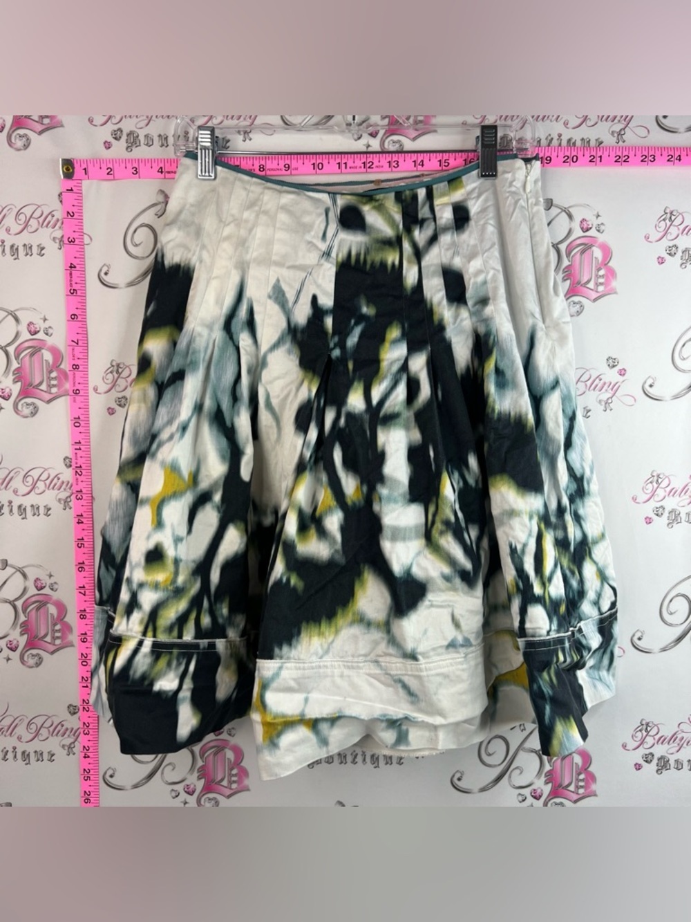 Elie Tahari skirt abstract blue Black, White & Olive Abstract Pleated Skirt